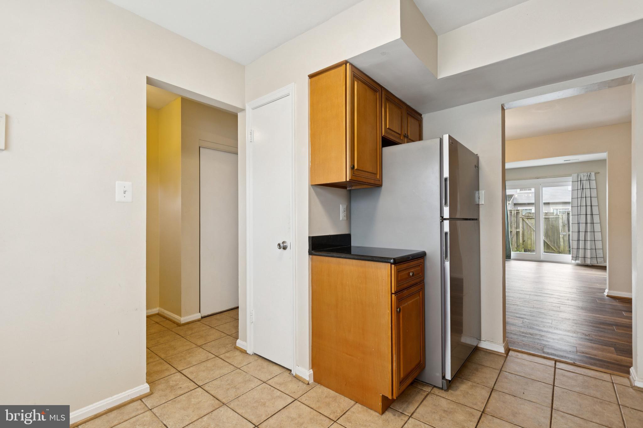 ROLLINGWOOD VILLAGE - Residential Lease