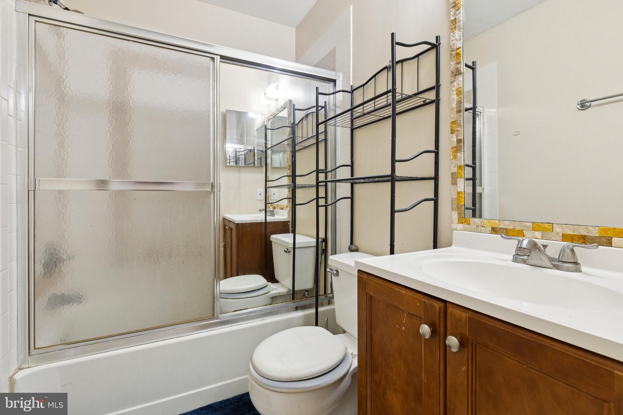 ROLLINGWOOD VILLAGE - Residential Lease