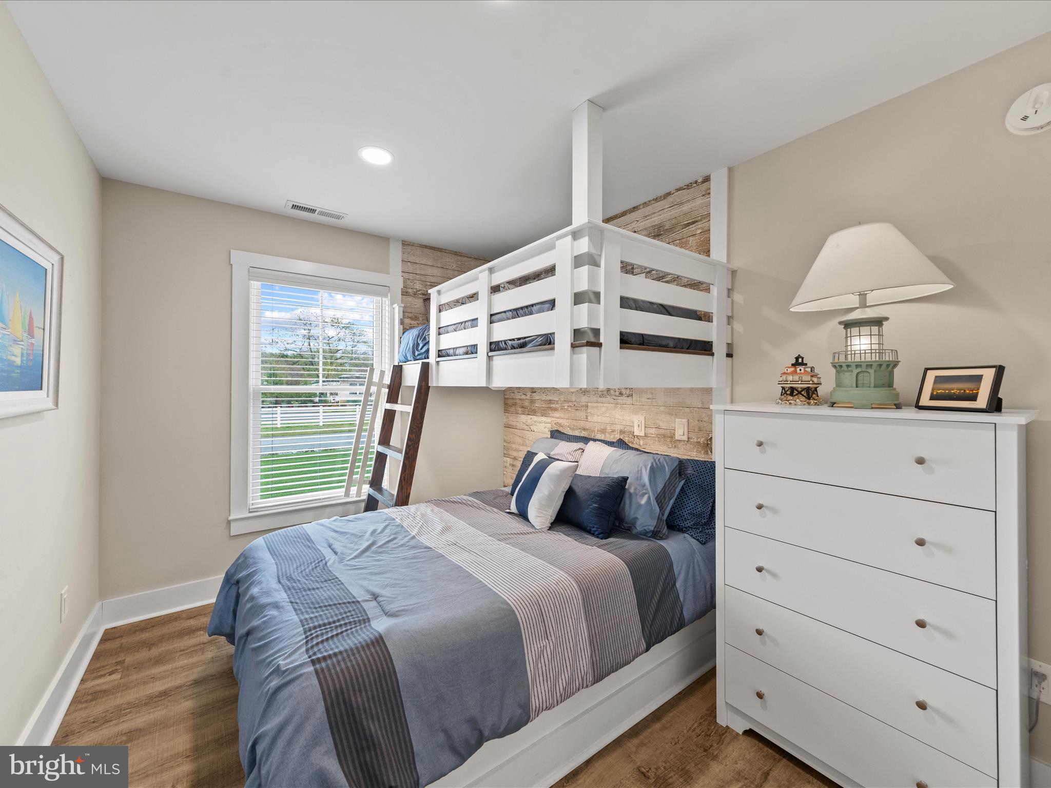 OLD LANDING - Residential