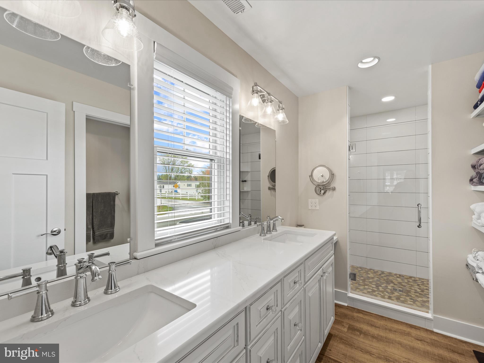 OLD LANDING - Residential