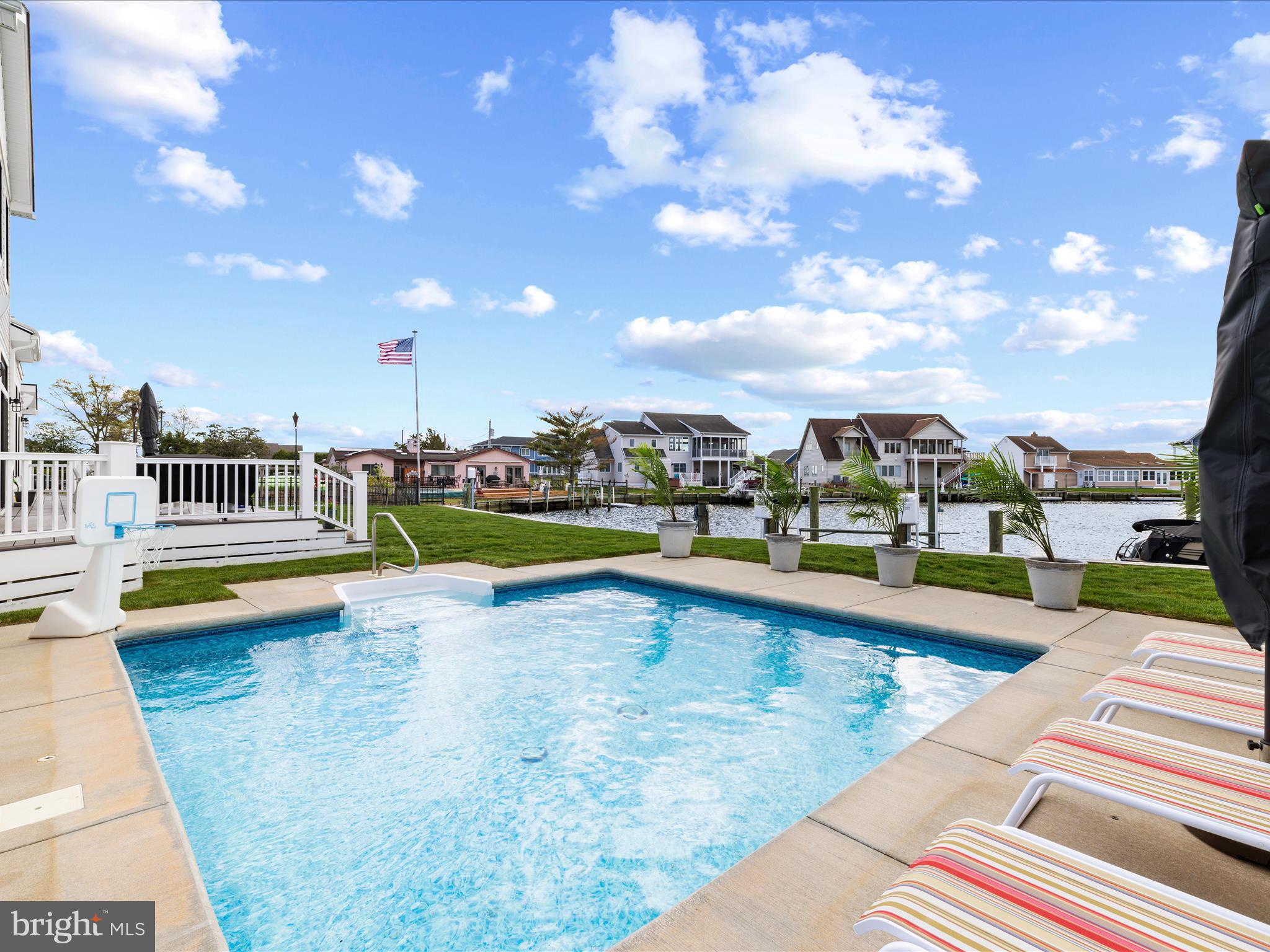 OLD LANDING - Residential