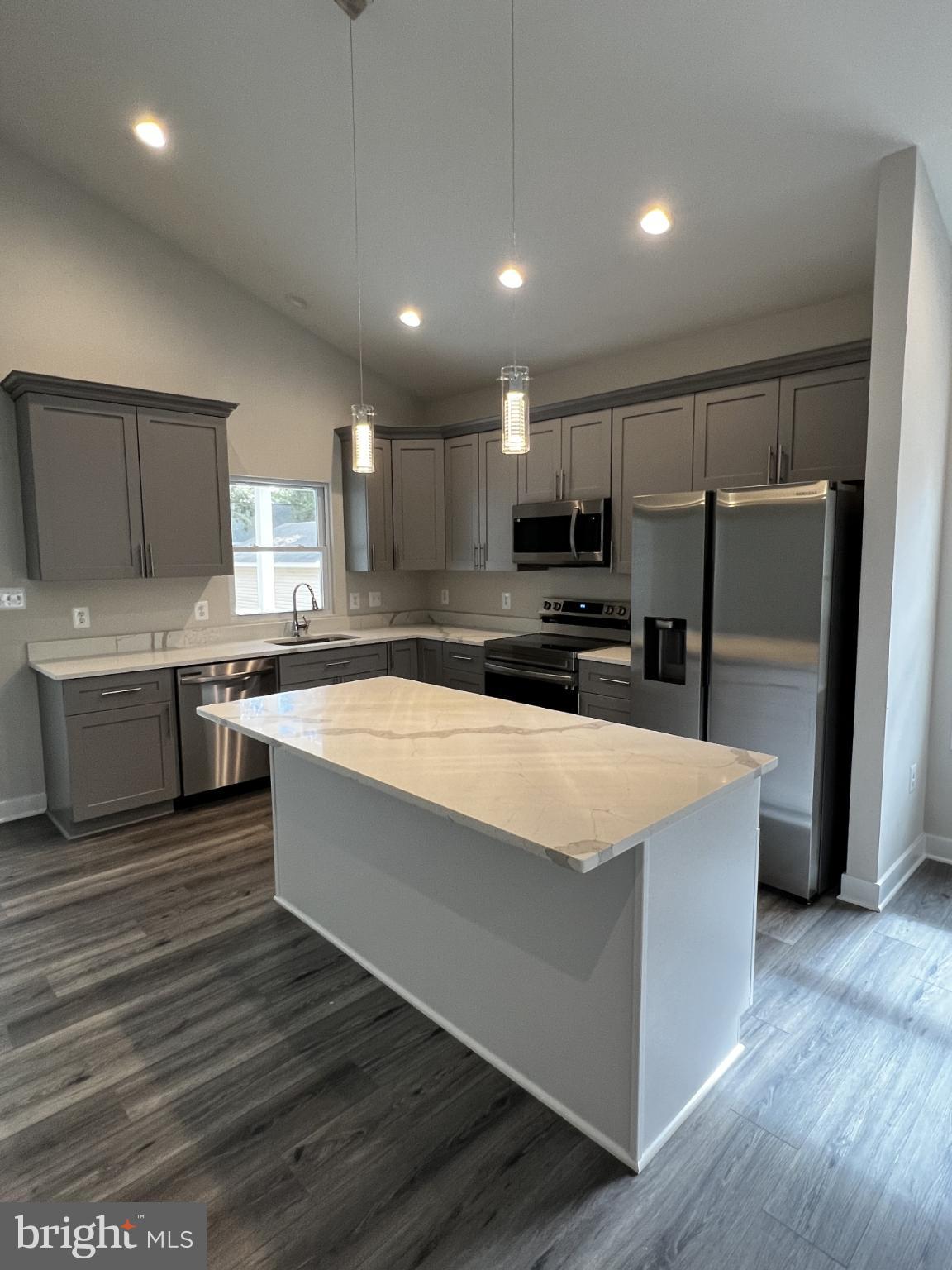 PBE DEER RUN - Residential Lease