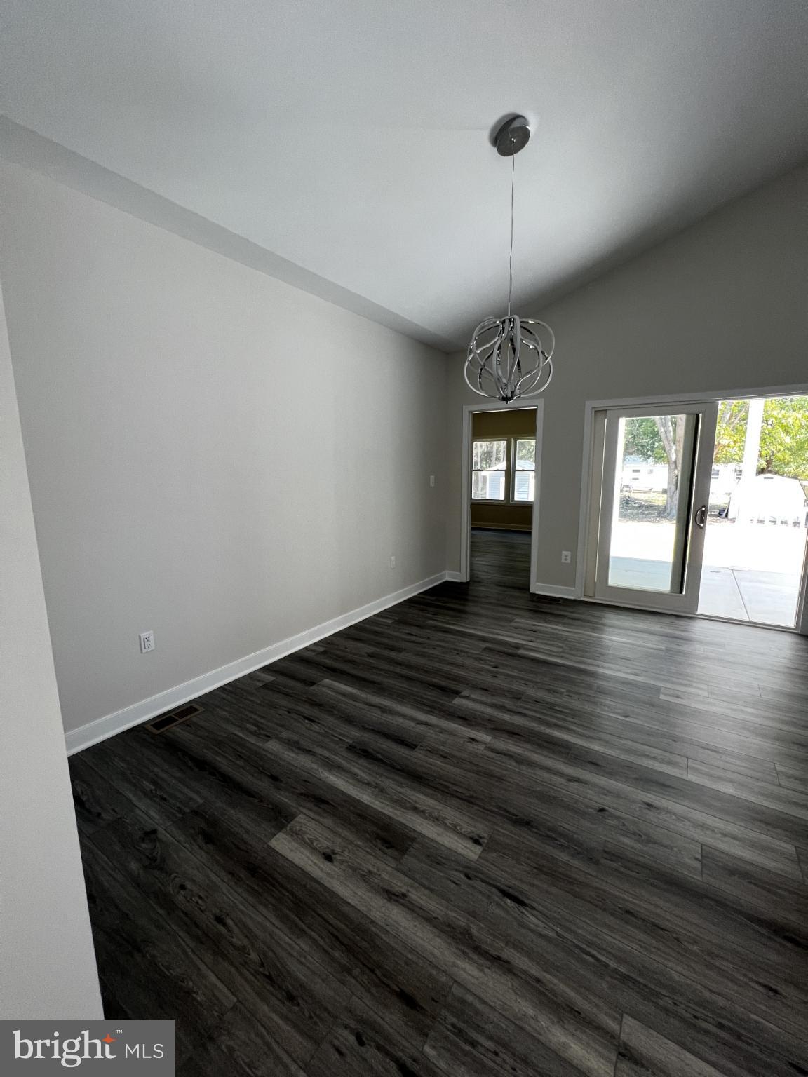 PBE DEER RUN - Residential Lease