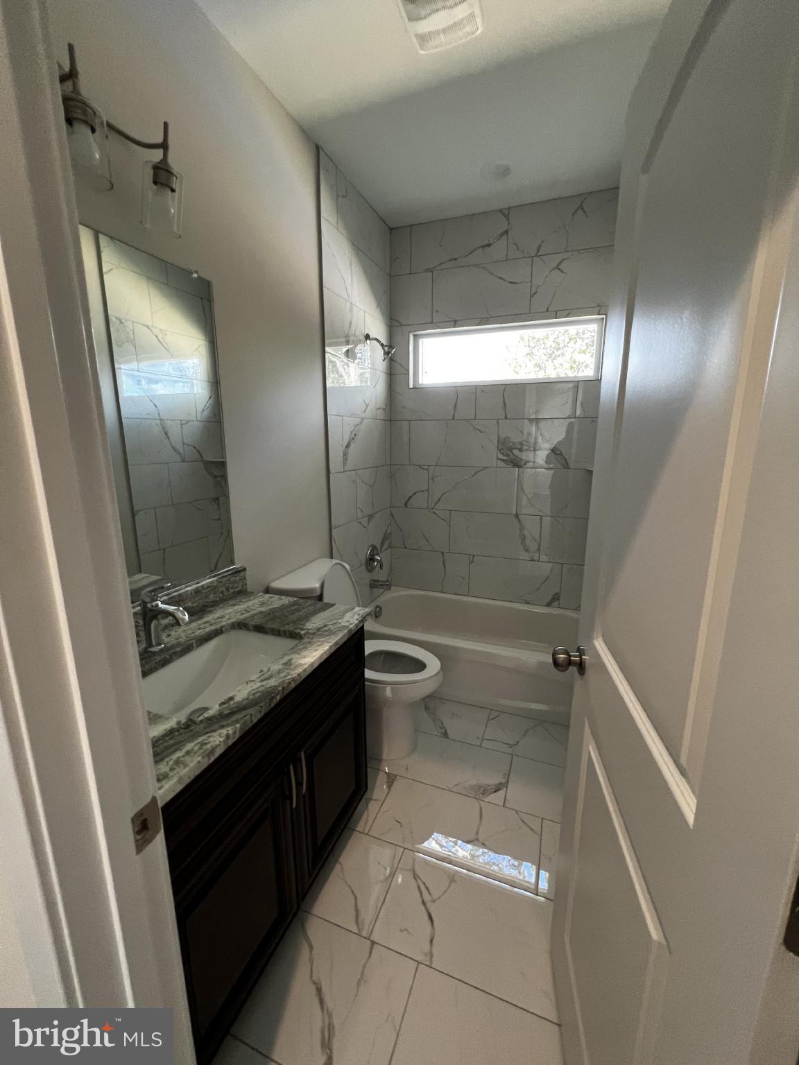 PBE DEER RUN - Residential Lease