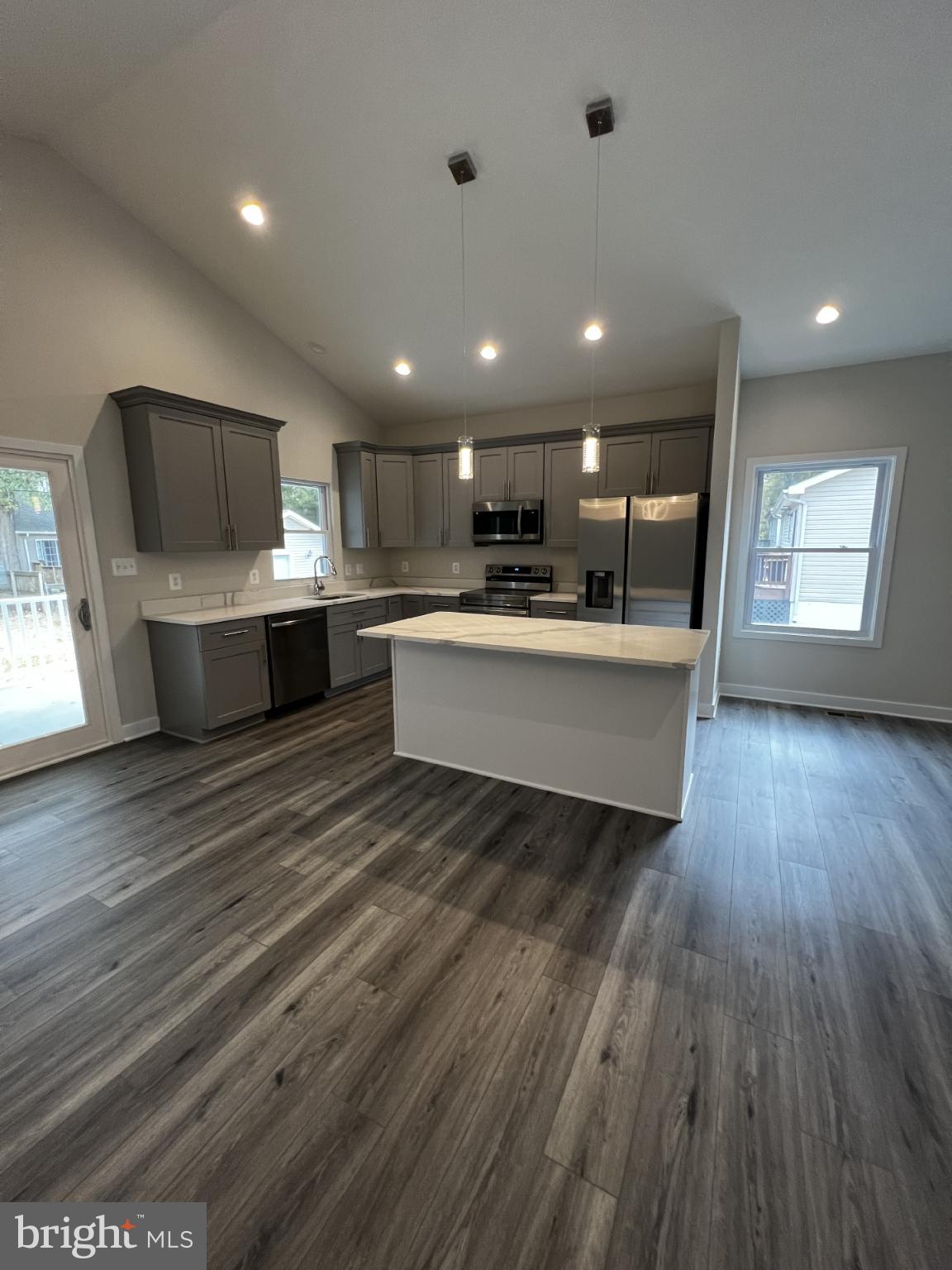 PBE DEER RUN - Residential Lease