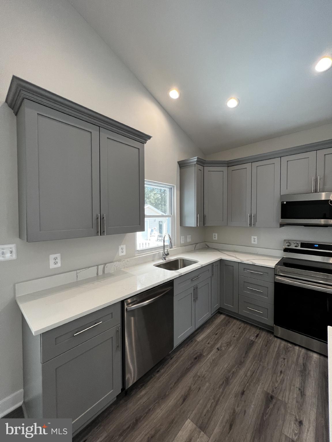 PBE DEER RUN - Residential Lease