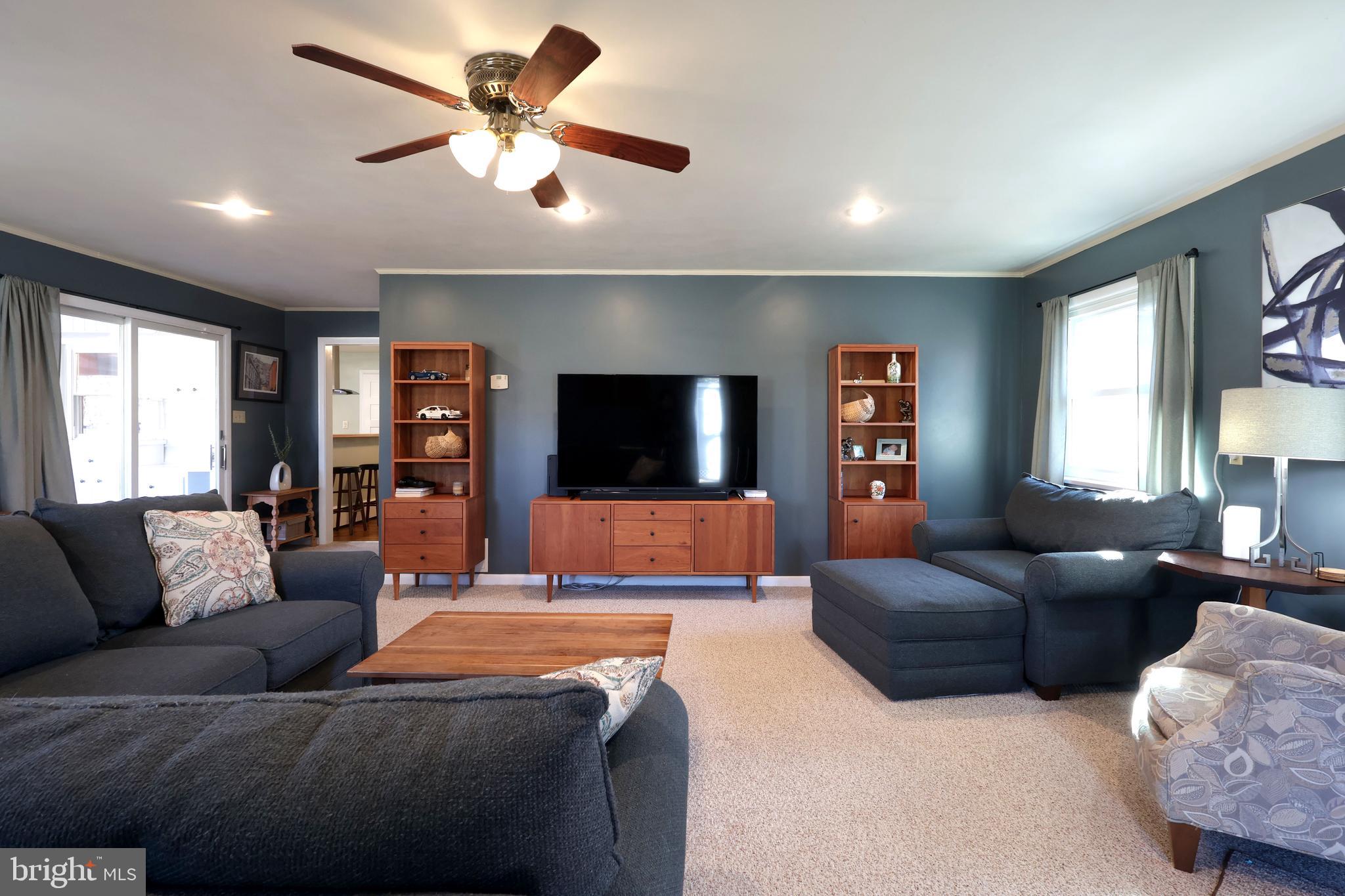 COLLEGE HEIGHTS - Residential