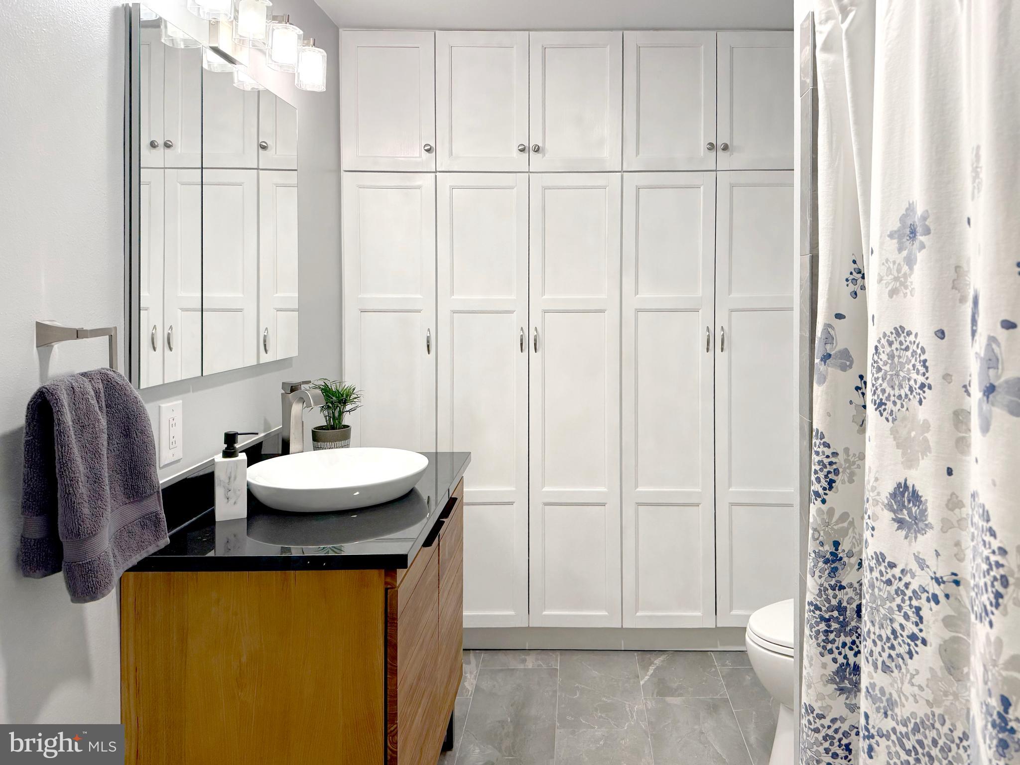 COLLEGE HEIGHTS - Residential