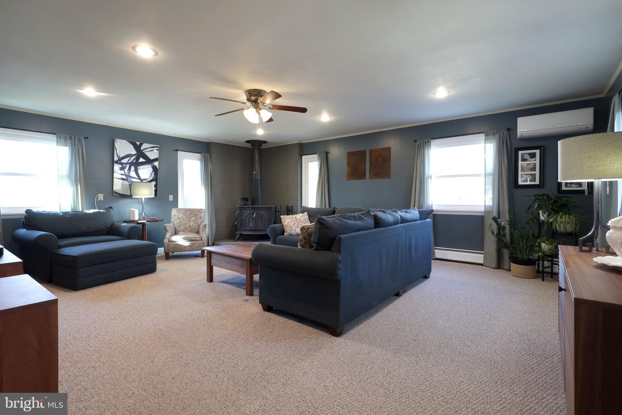 COLLEGE HEIGHTS - Residential