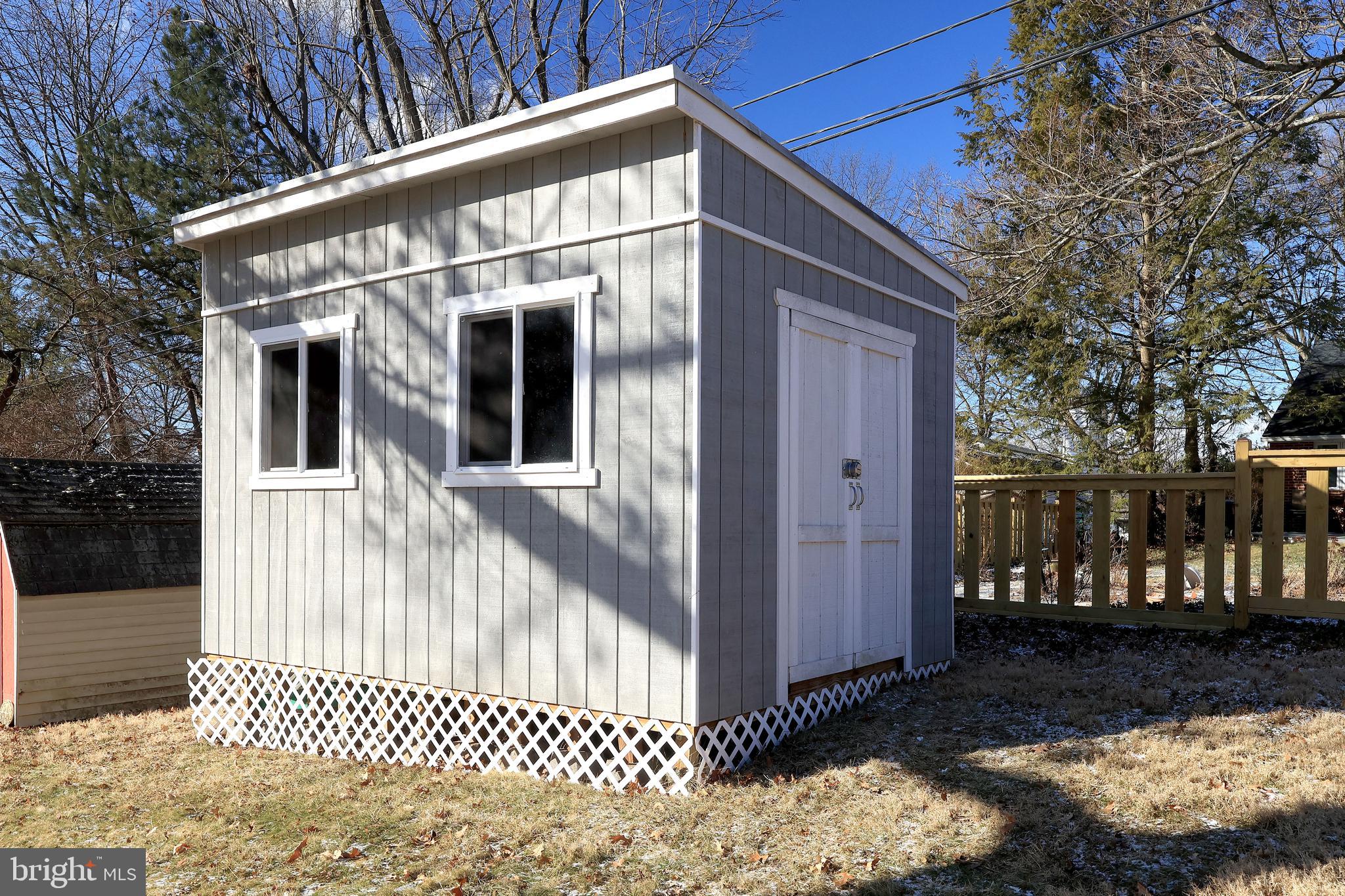 COLLEGE HEIGHTS - Residential