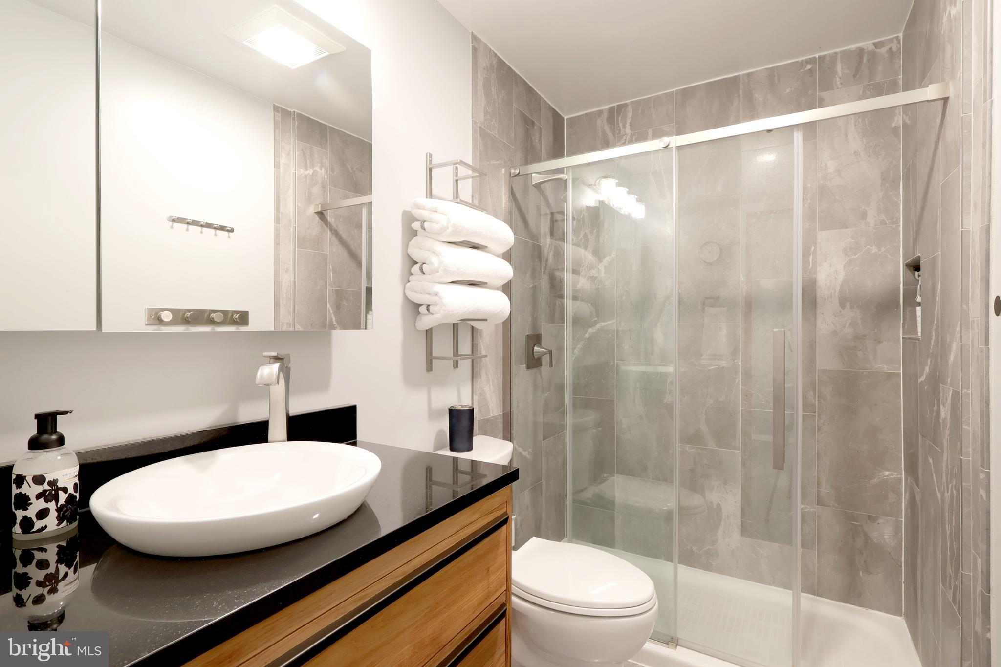 COLLEGE HEIGHTS - Residential