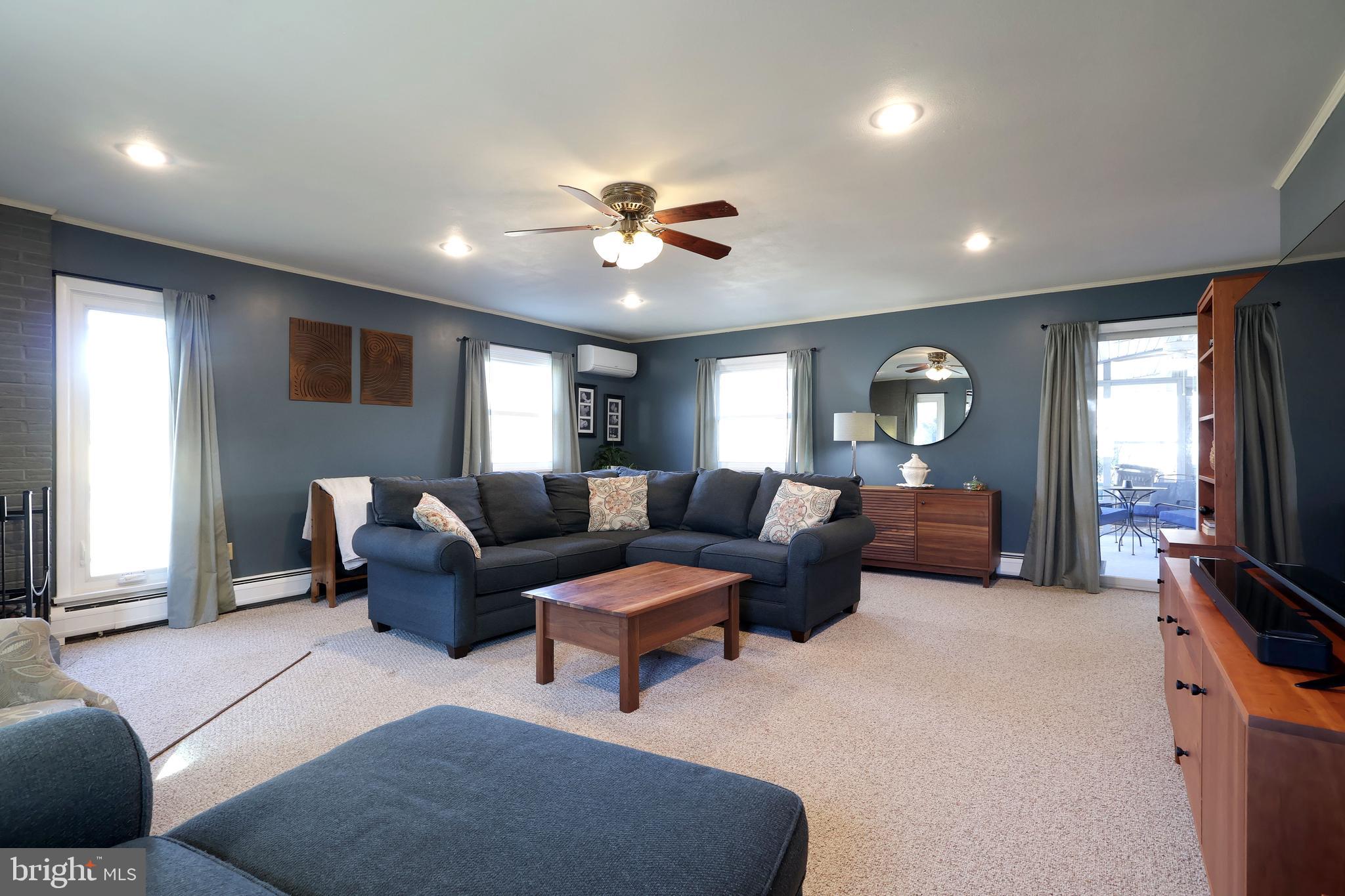 COLLEGE HEIGHTS - Residential