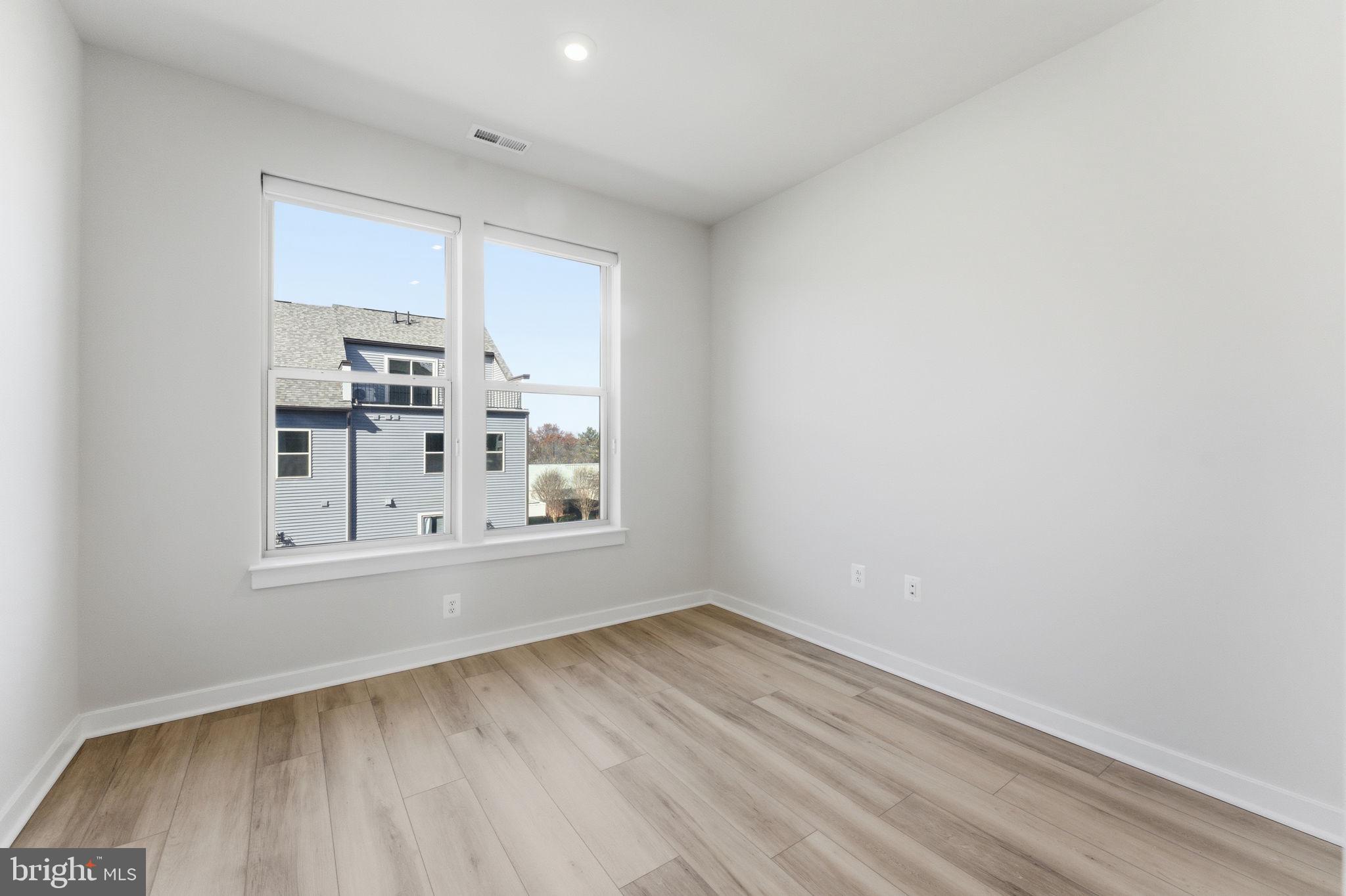 PARK PLACE - Residential Lease