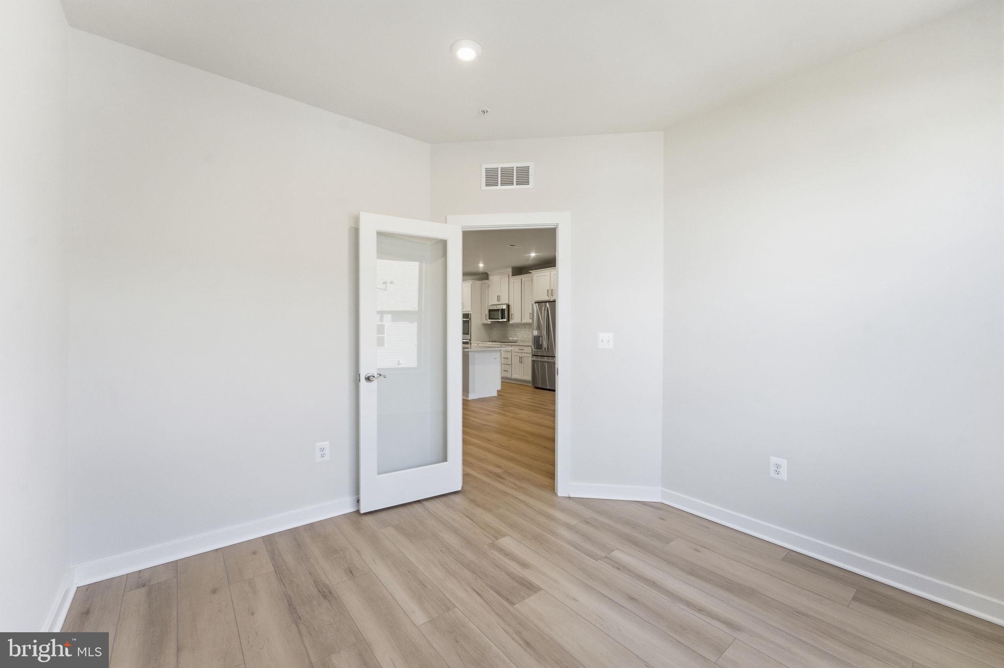 PARK PLACE - Residential Lease