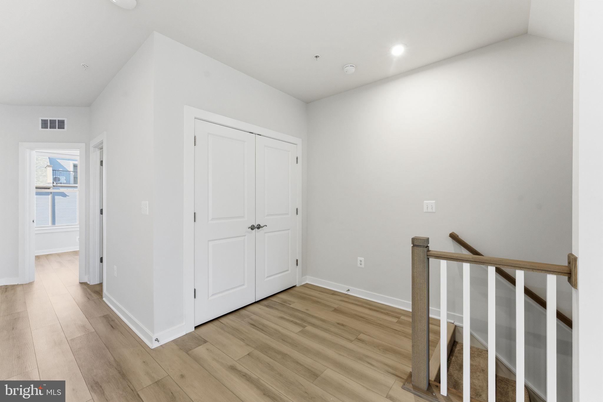 PARK PLACE - Residential Lease