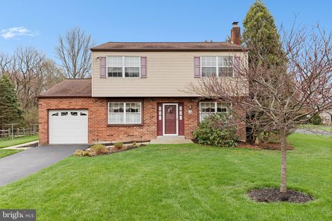 Photo of 1120 Angus Circle, BLUE BELL, PA 19422 (MLS # PAMC2173110)