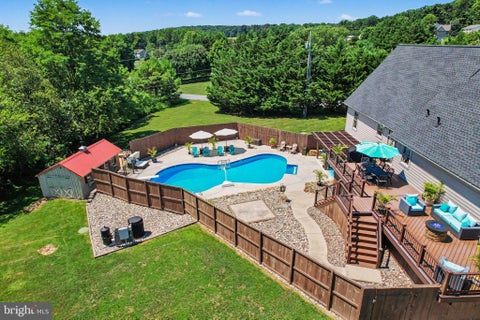 Homes For Sale - 5020 Zeiglers Church Road<br/> SPRING GROVE, PA 17362