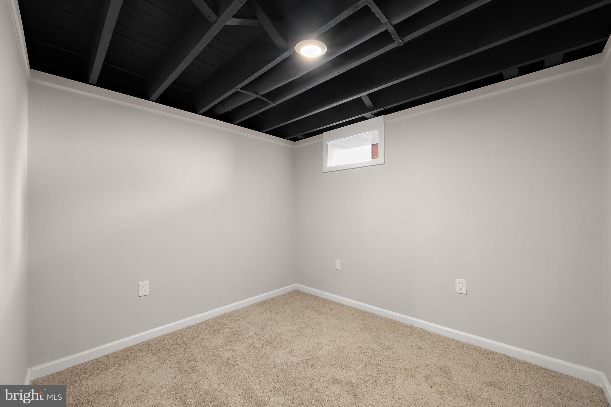 GREEN ACRES - Residential