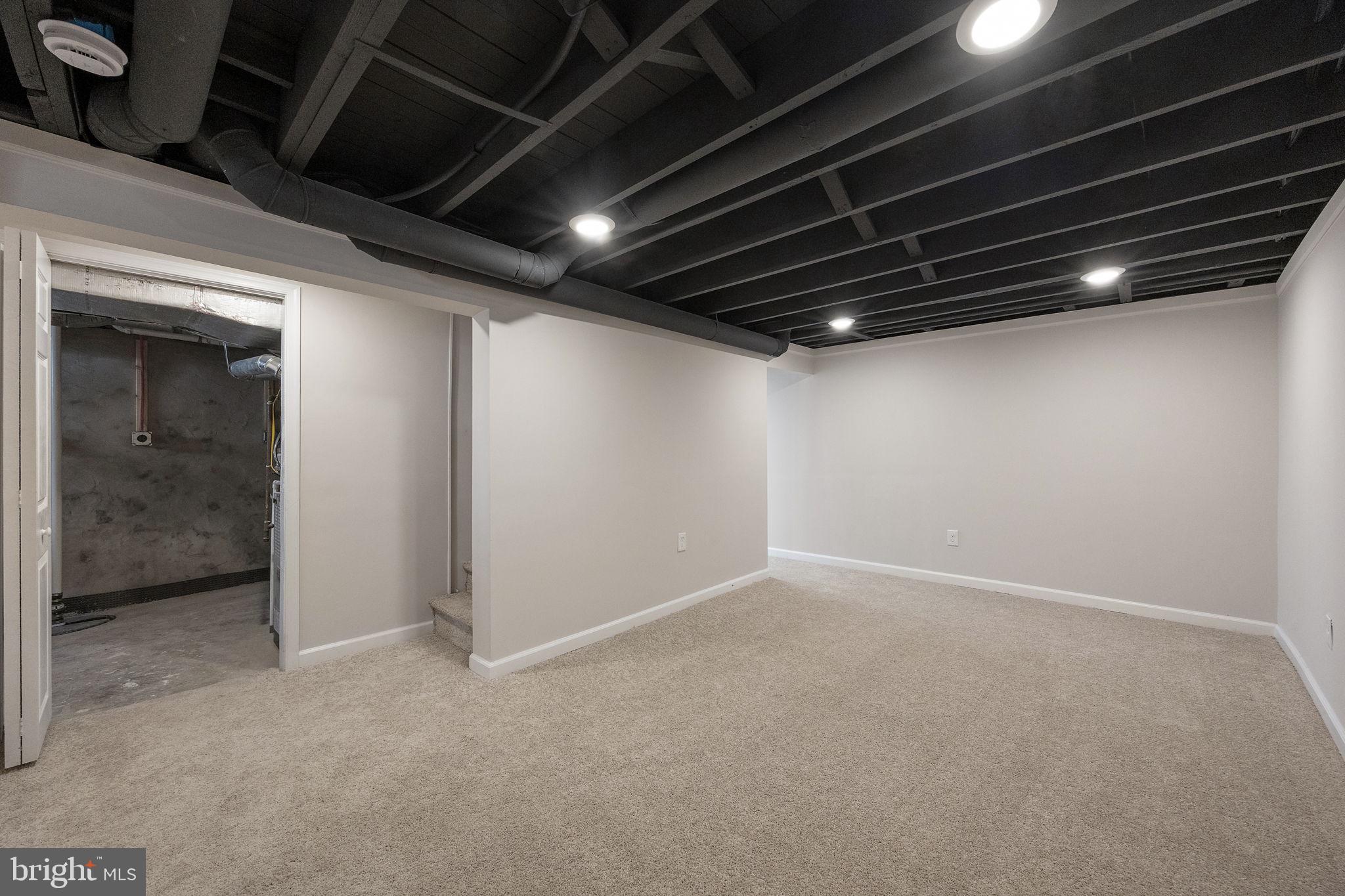 GREEN ACRES - Residential