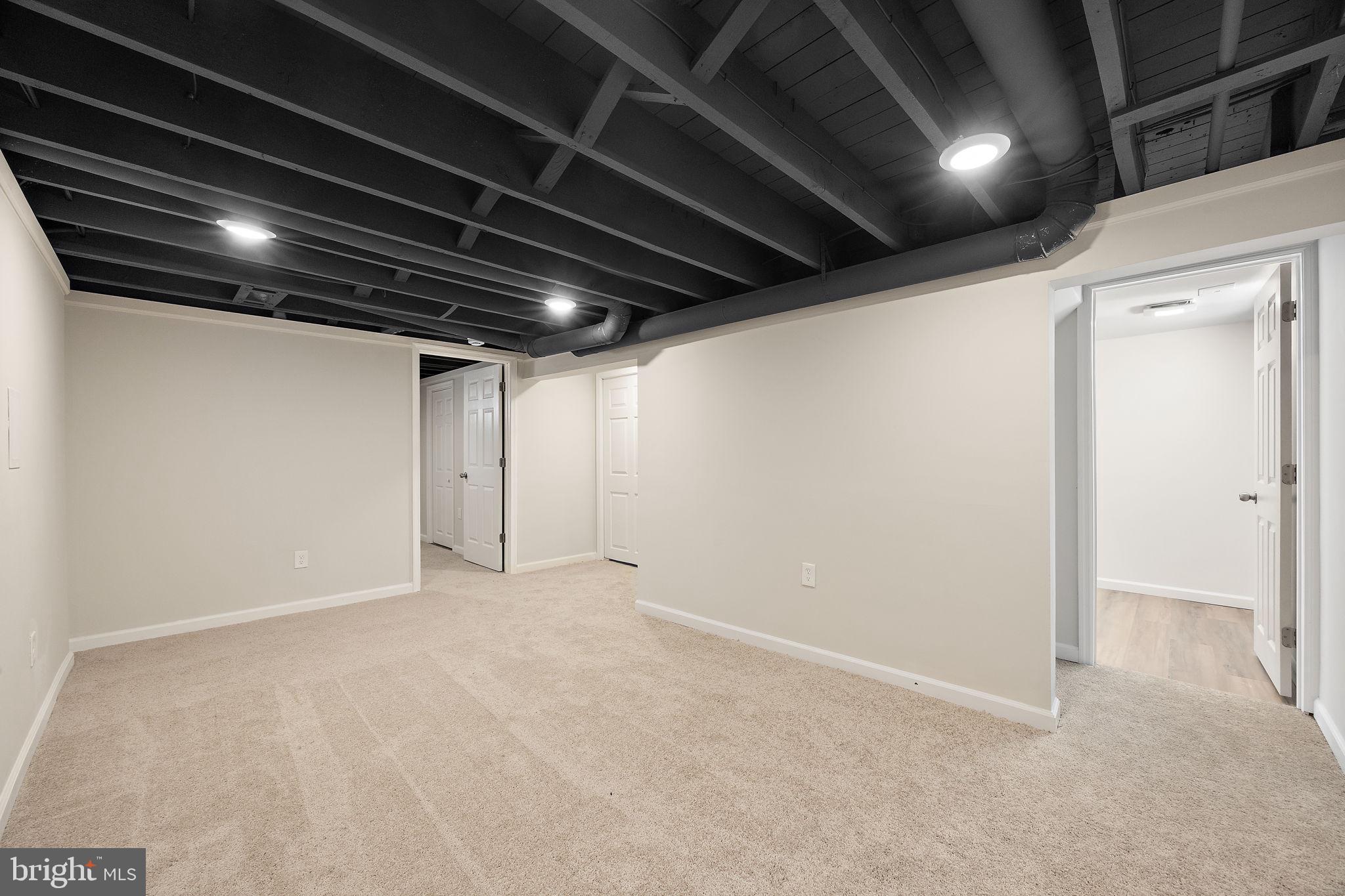 GREEN ACRES - Residential