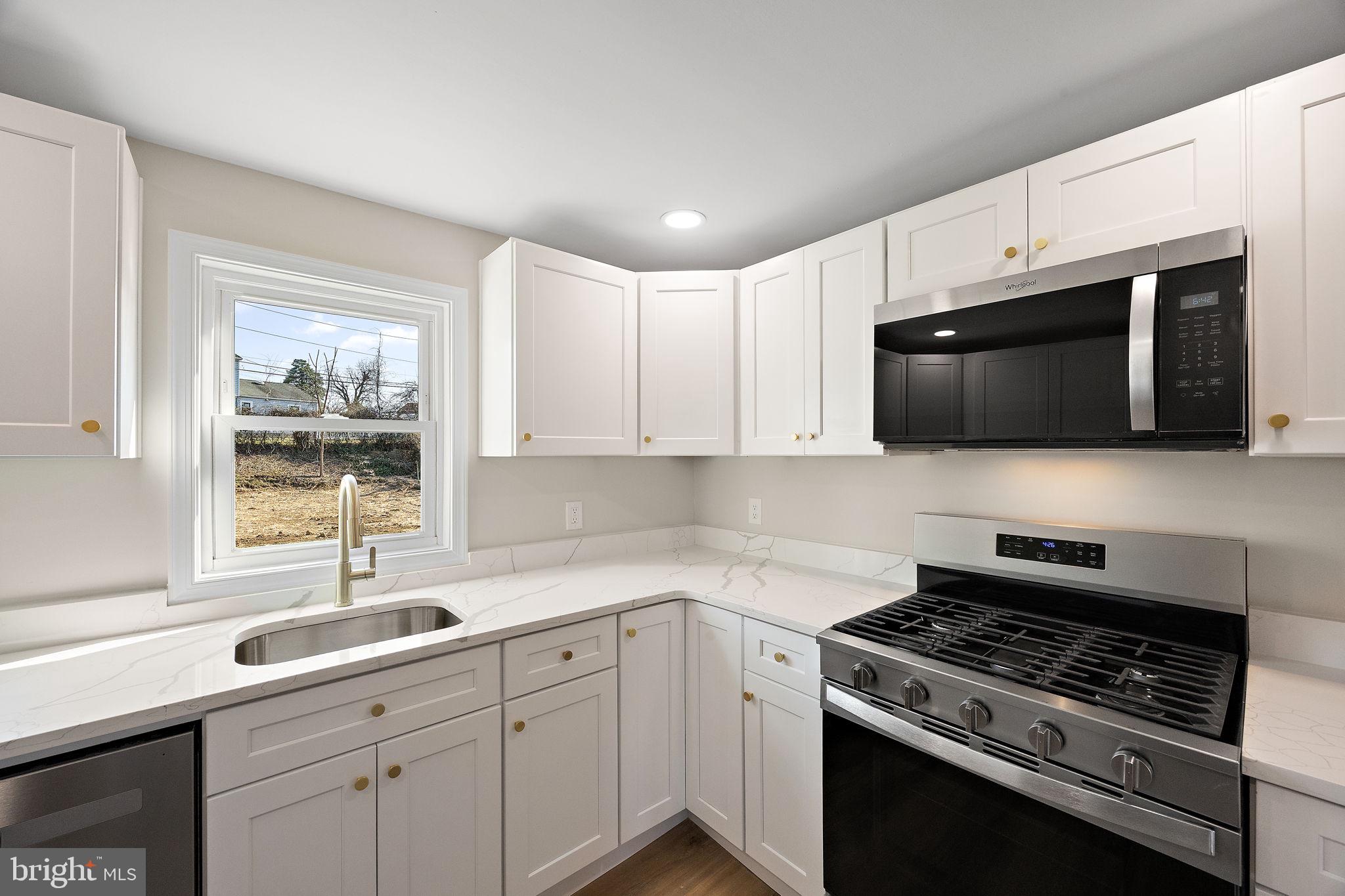 GREEN ACRES - Residential