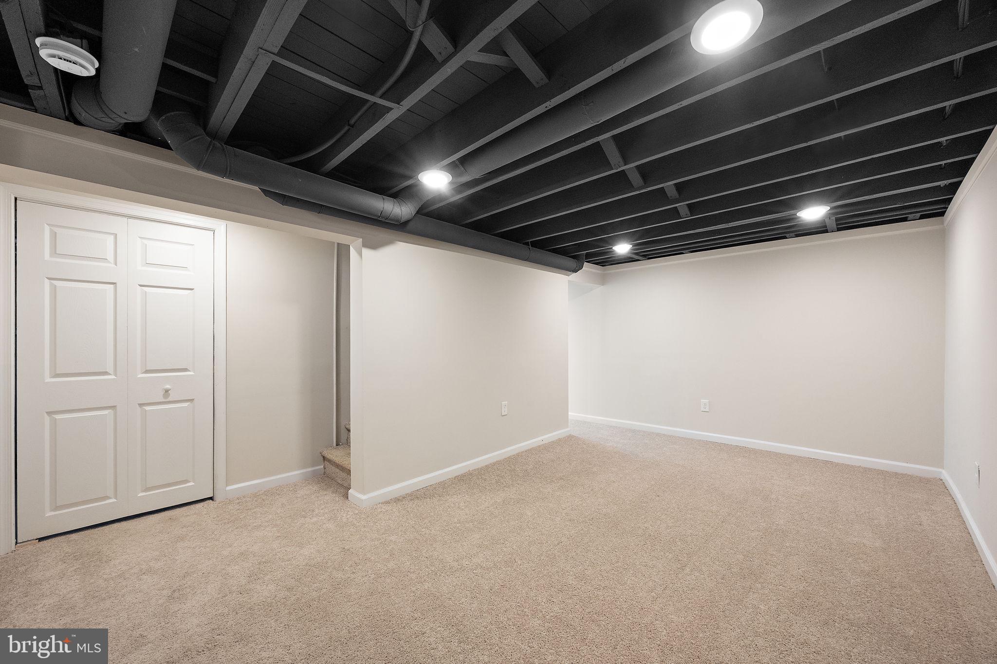 GREEN ACRES - Residential