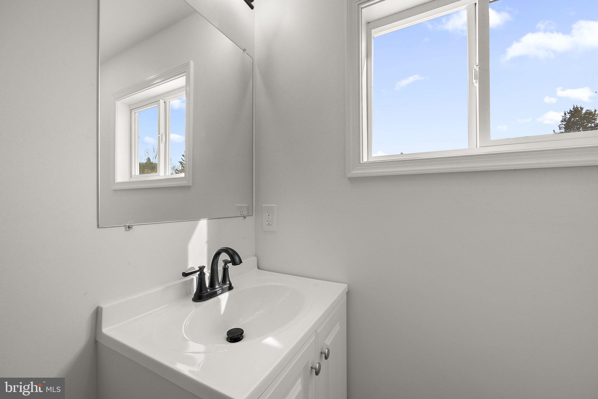 GREEN ACRES - Residential