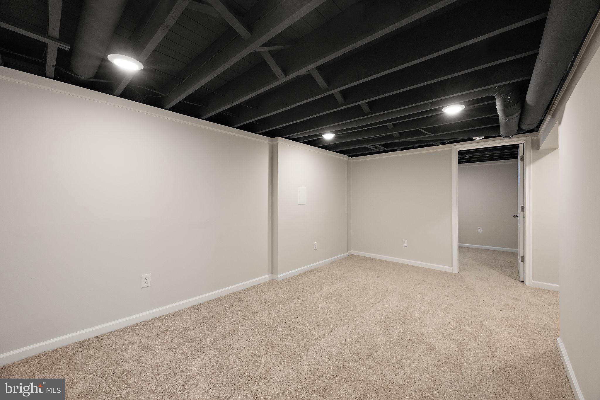 GREEN ACRES - Residential