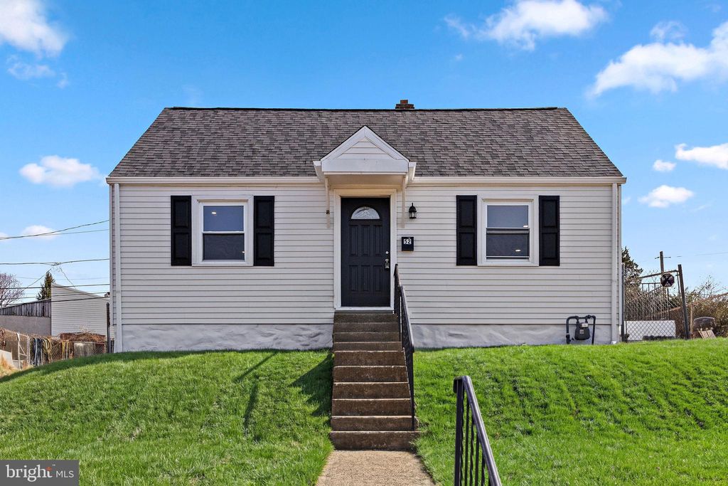 Photo of 52 Seward Lane, ASTON, PA 19014 (MLS # PADE2110480)