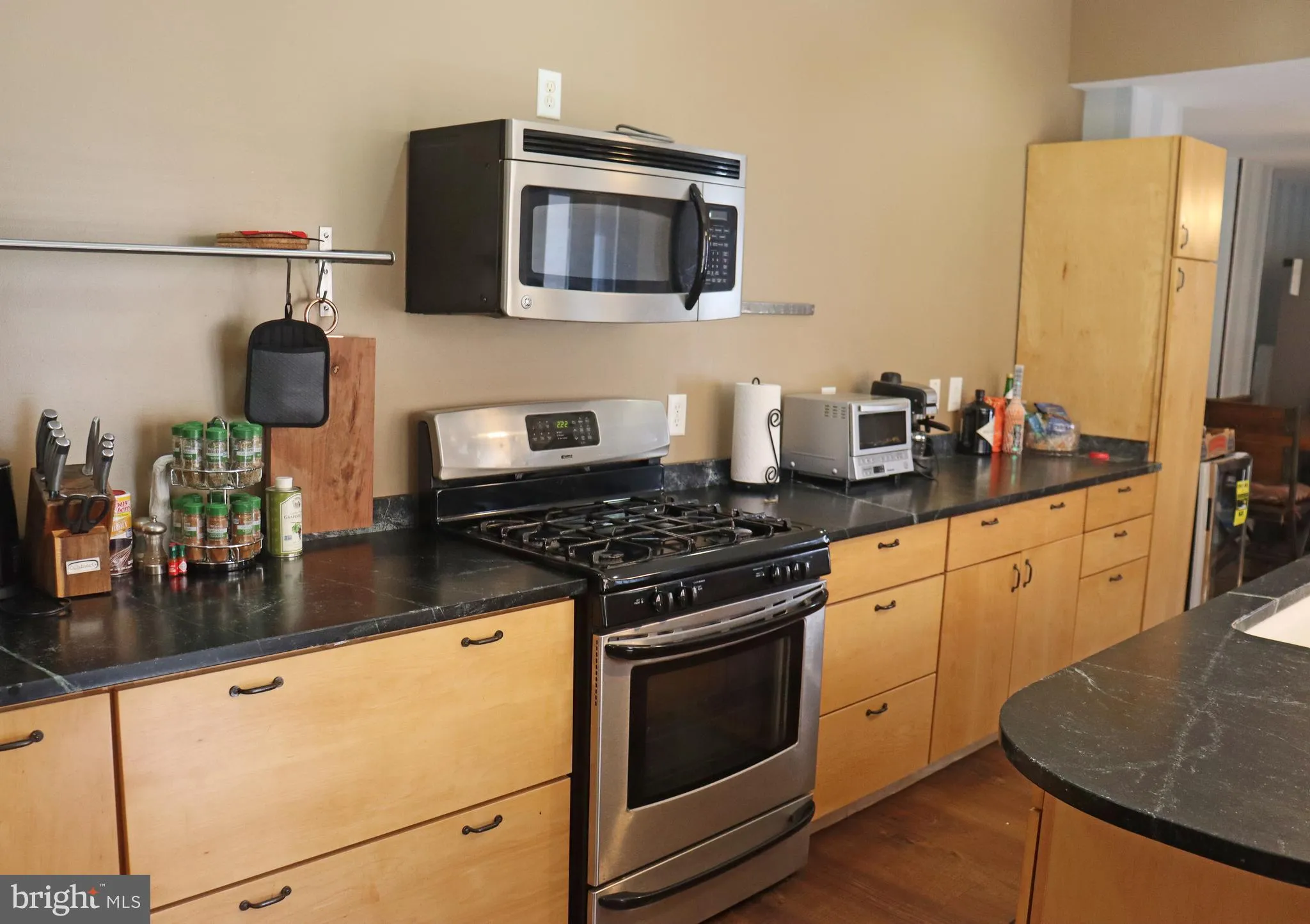 Wilmington, Delaware 19806, United States, 3 Bedrooms Bedrooms, ,2 BathroomsBathrooms,Residential,Active,13606