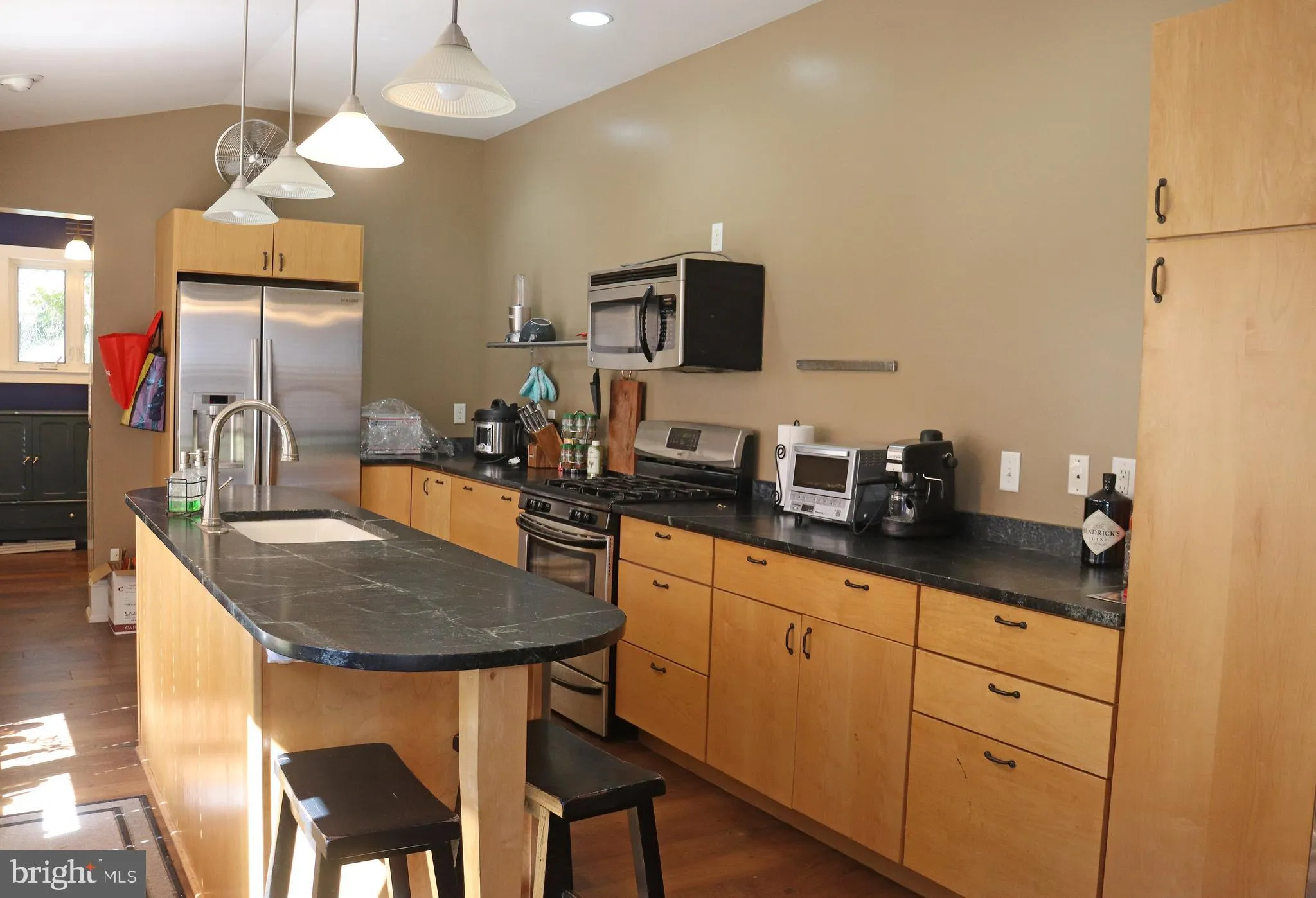 Wilmington, Delaware 19806, United States, 3 Bedrooms Bedrooms, ,2 BathroomsBathrooms,Residential,Active,13606