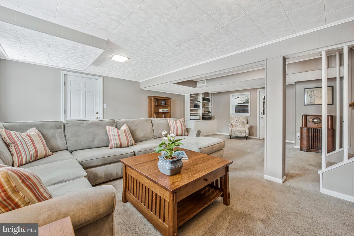 SPRINGFIELD - Residential