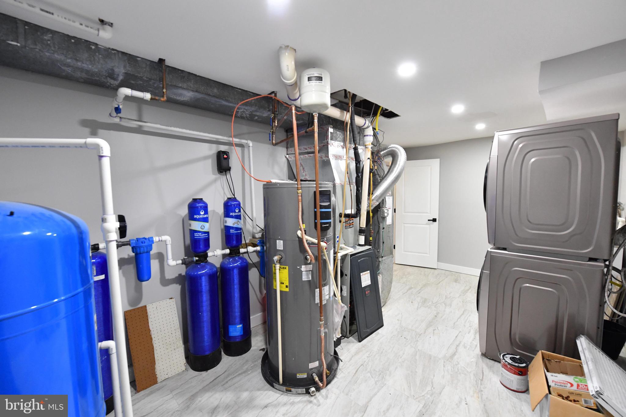 WESTFORD - Residential