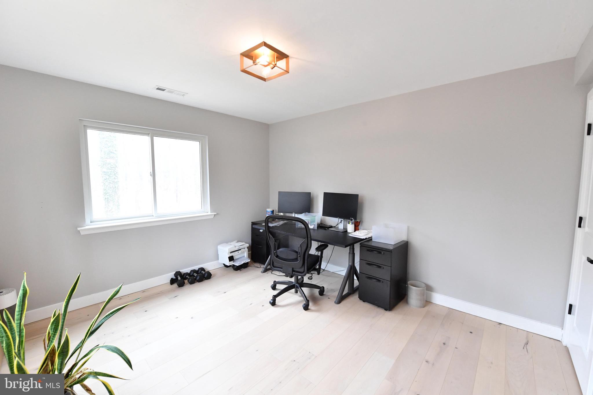 WESTFORD - Residential