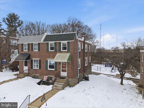 Photo of 552 Overlook Road, PHILADELPHIA, PA 19128 (MLS # PAPH2586684)