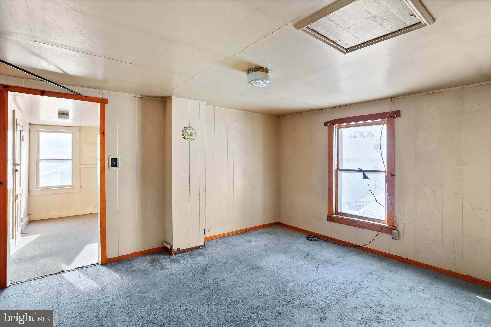 WEST END - Residential