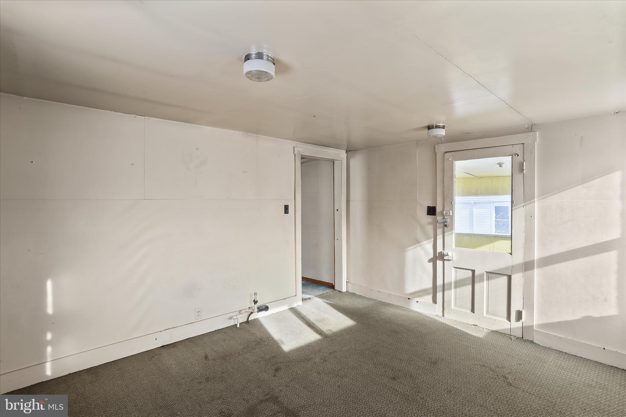 WEST END - Residential