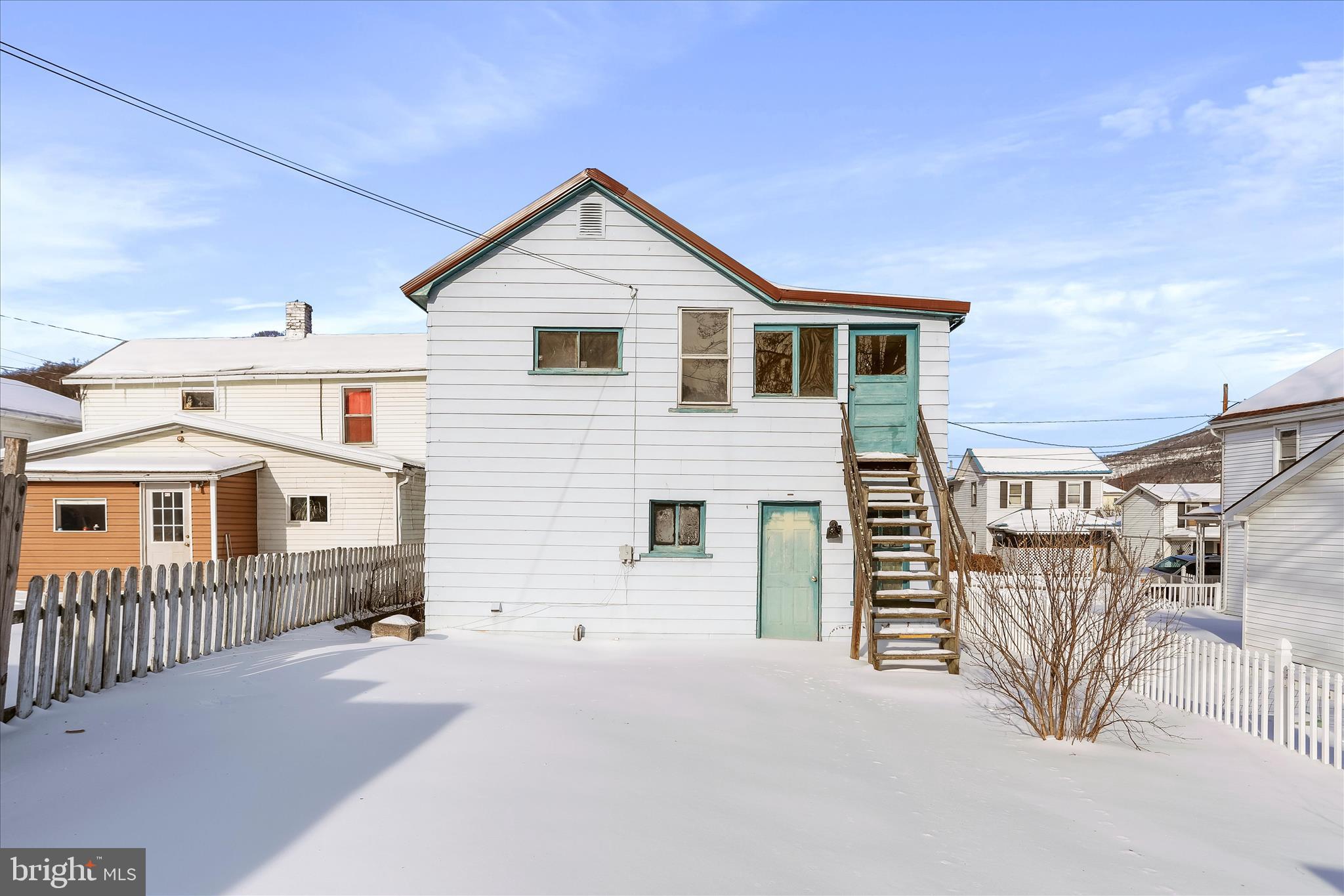 WEST END - Residential