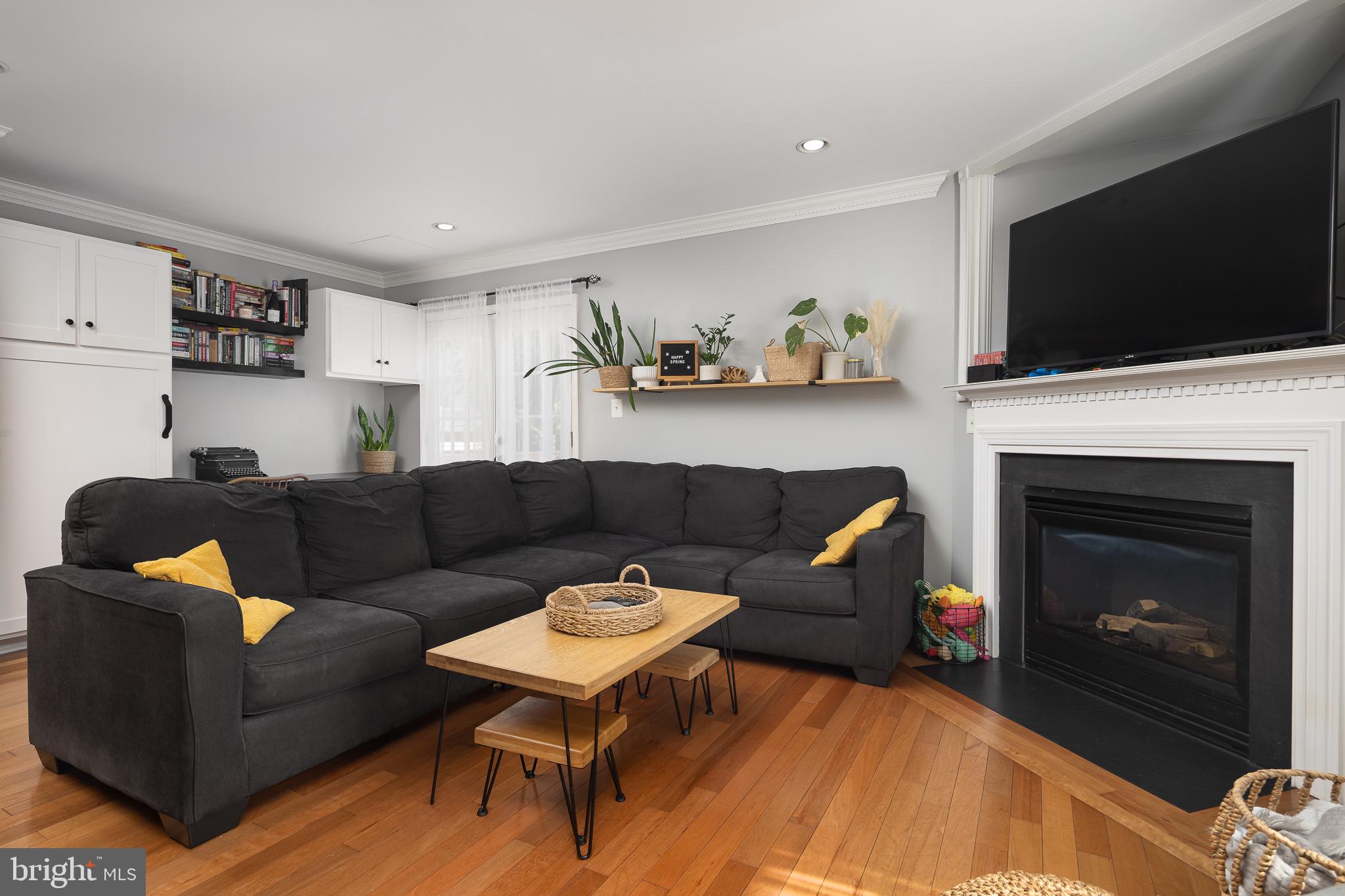 SYCAMORE HILL - Residential