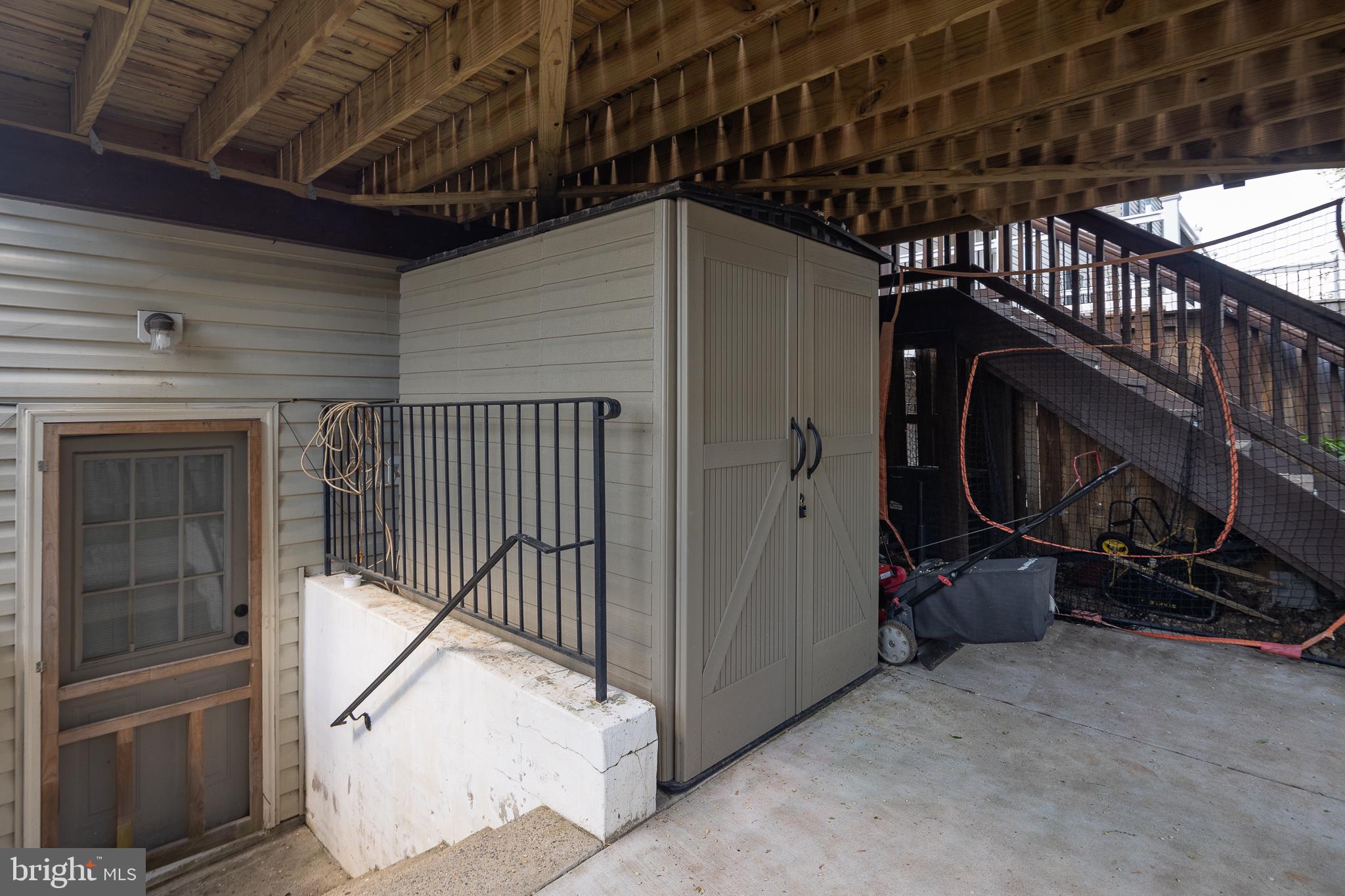 SYCAMORE HILL - Residential