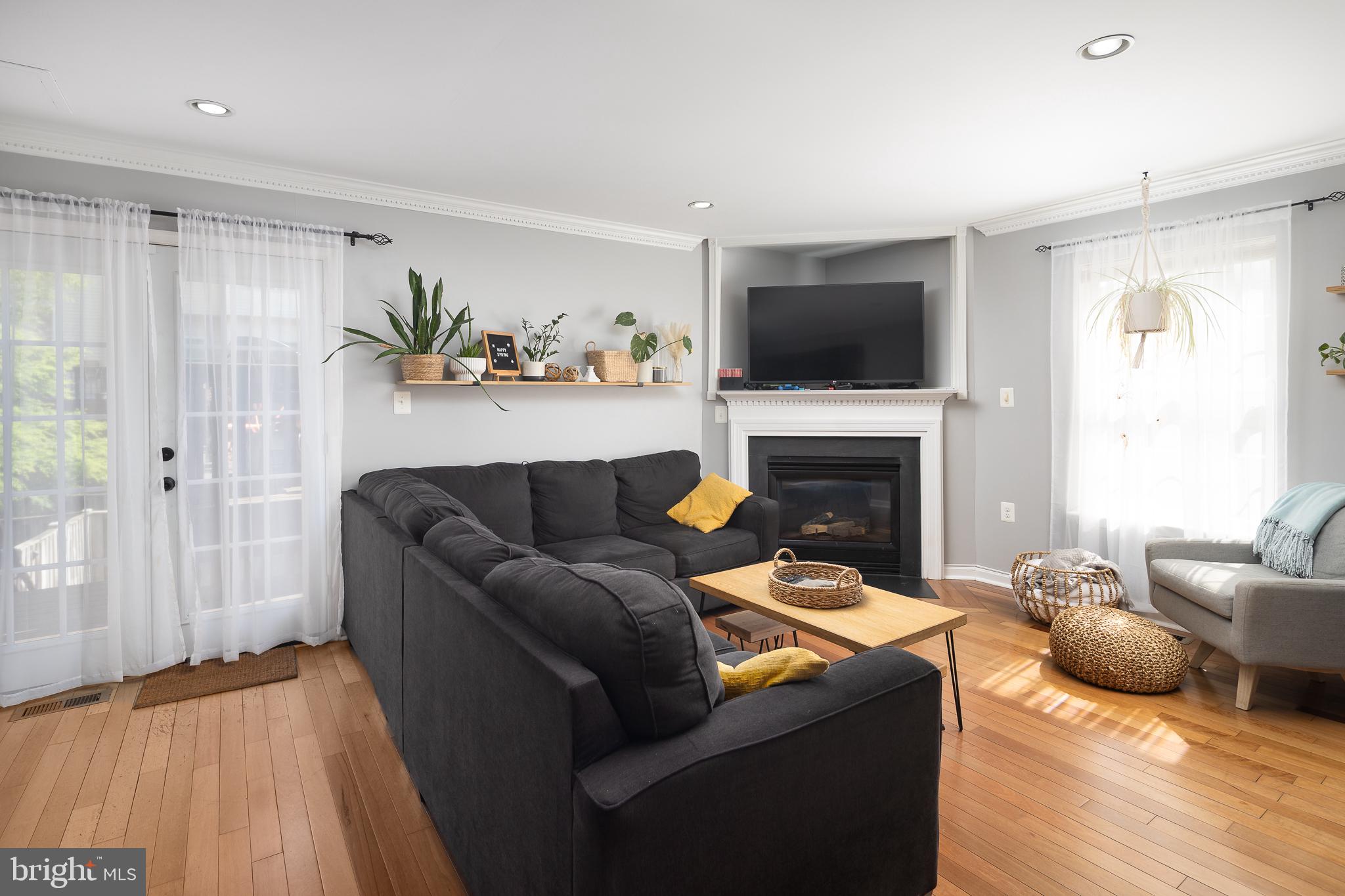 SYCAMORE HILL - Residential