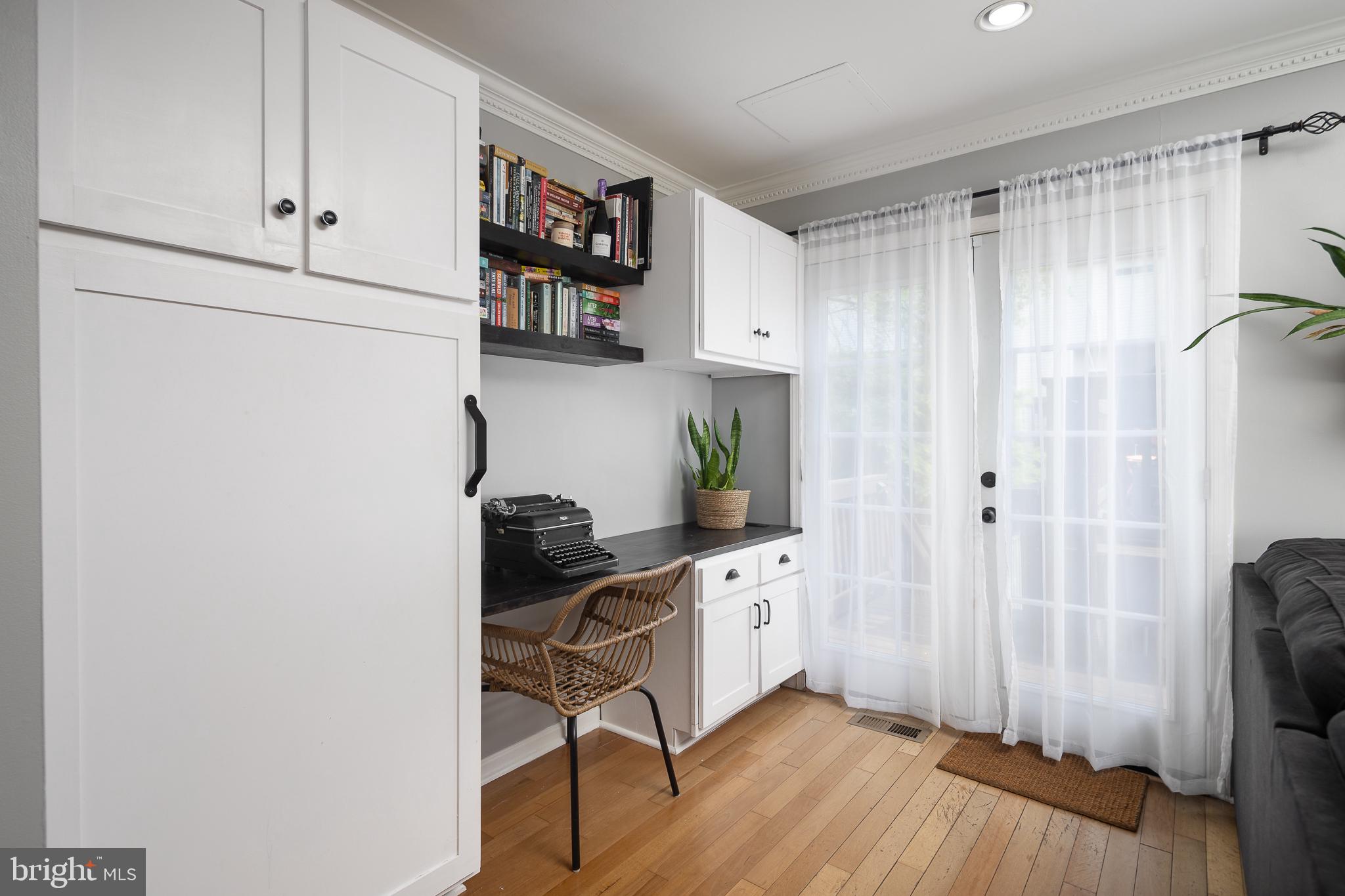 SYCAMORE HILL - Residential