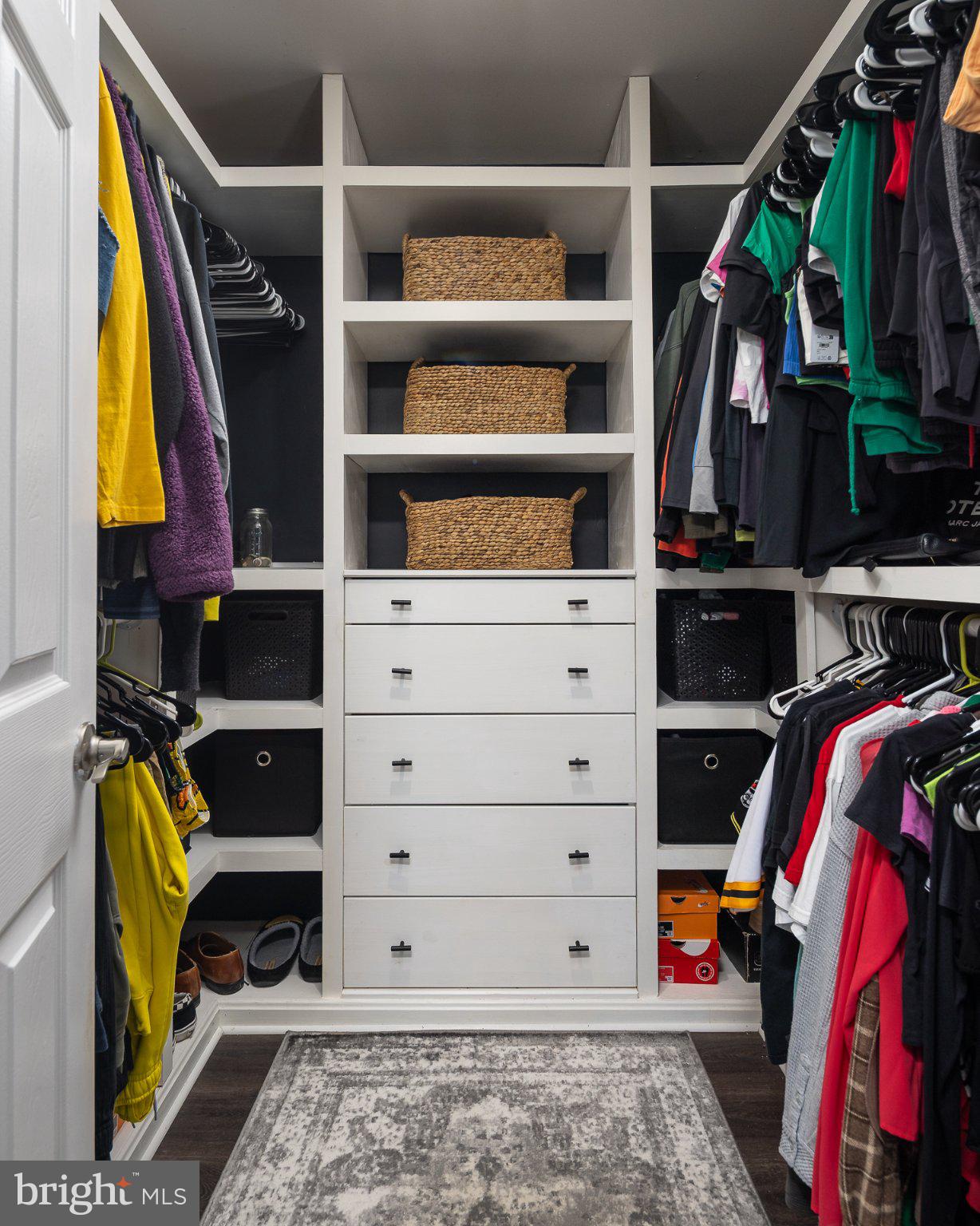 SYCAMORE HILL - Residential