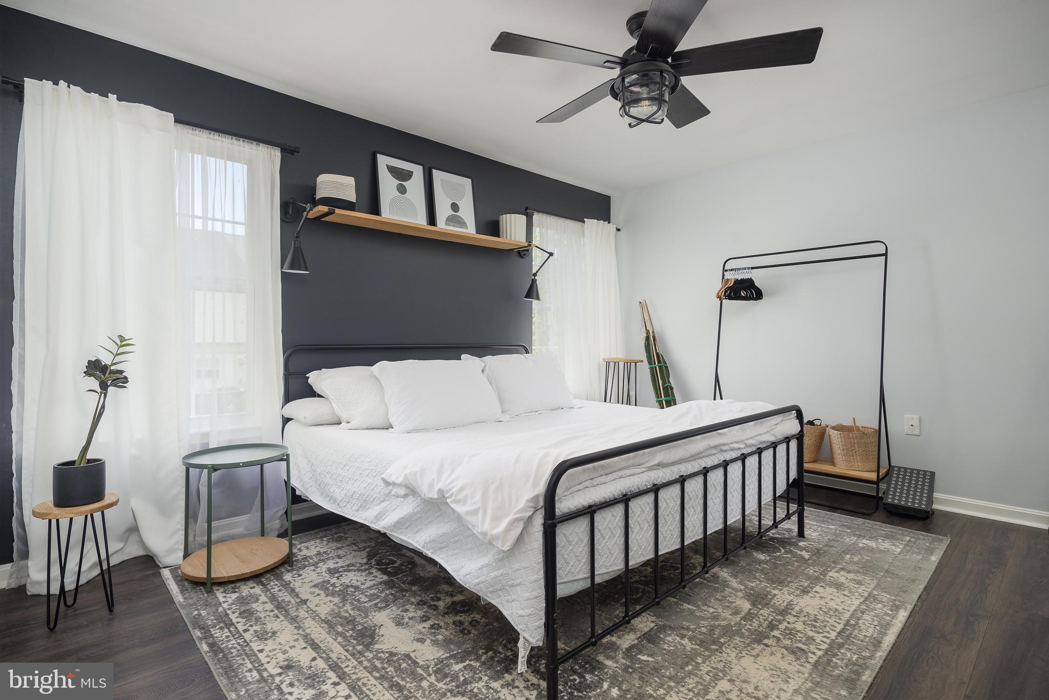 SYCAMORE HILL - Residential