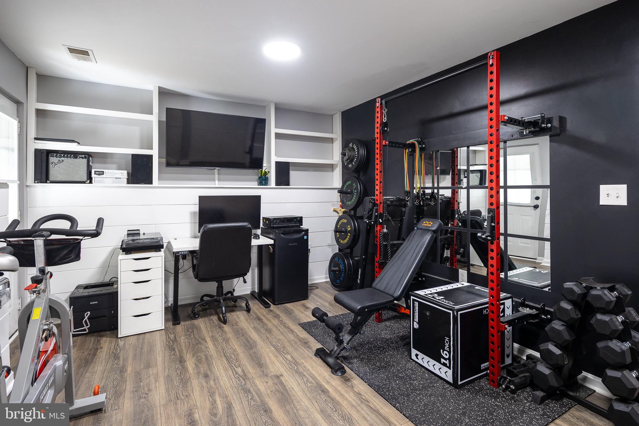 SYCAMORE HILL - Residential