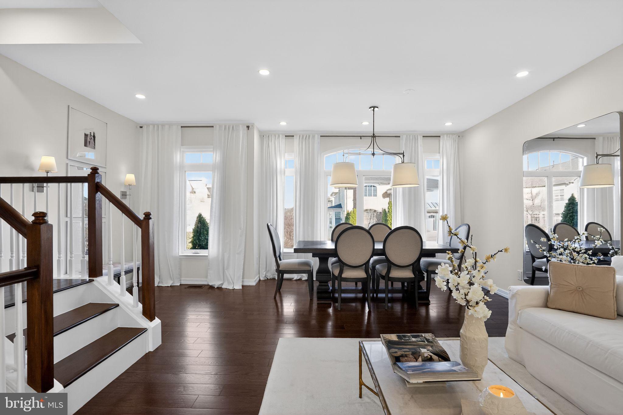 LANSDOWNE ON THE POTOMAC - Residential