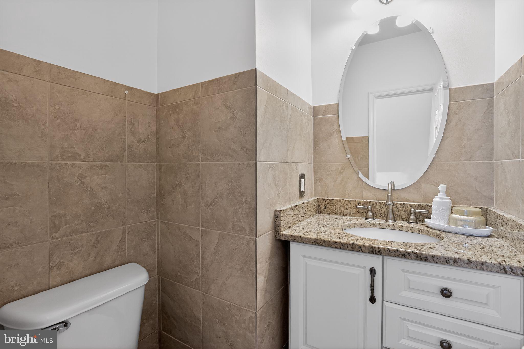 LANSDOWNE ON THE POTOMAC - Residential