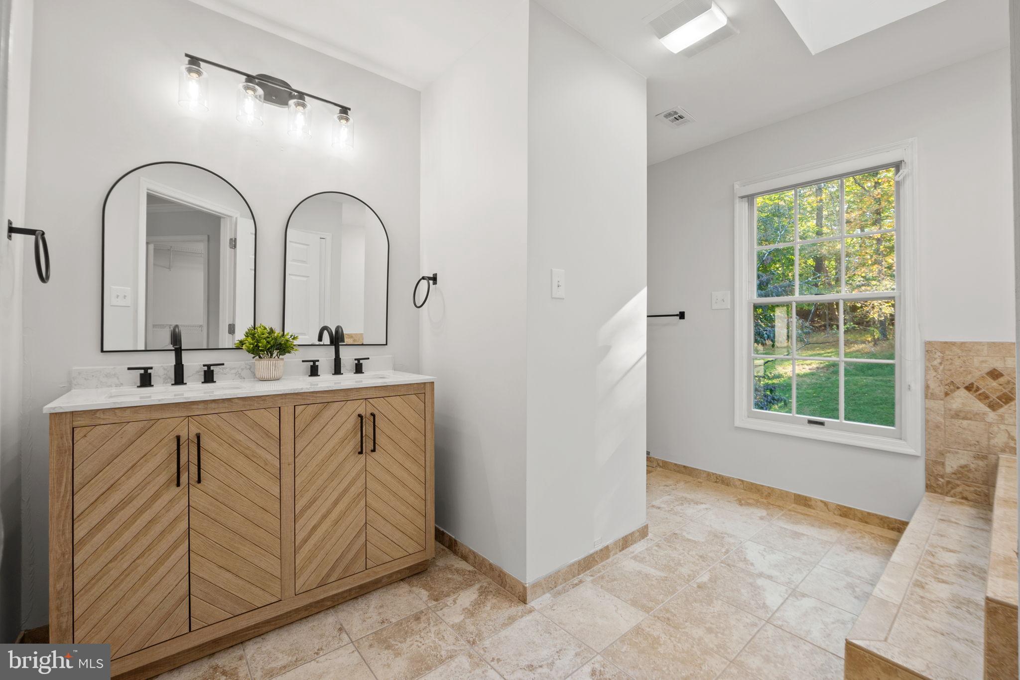 BATTERSEA ON THE BAY - Residential