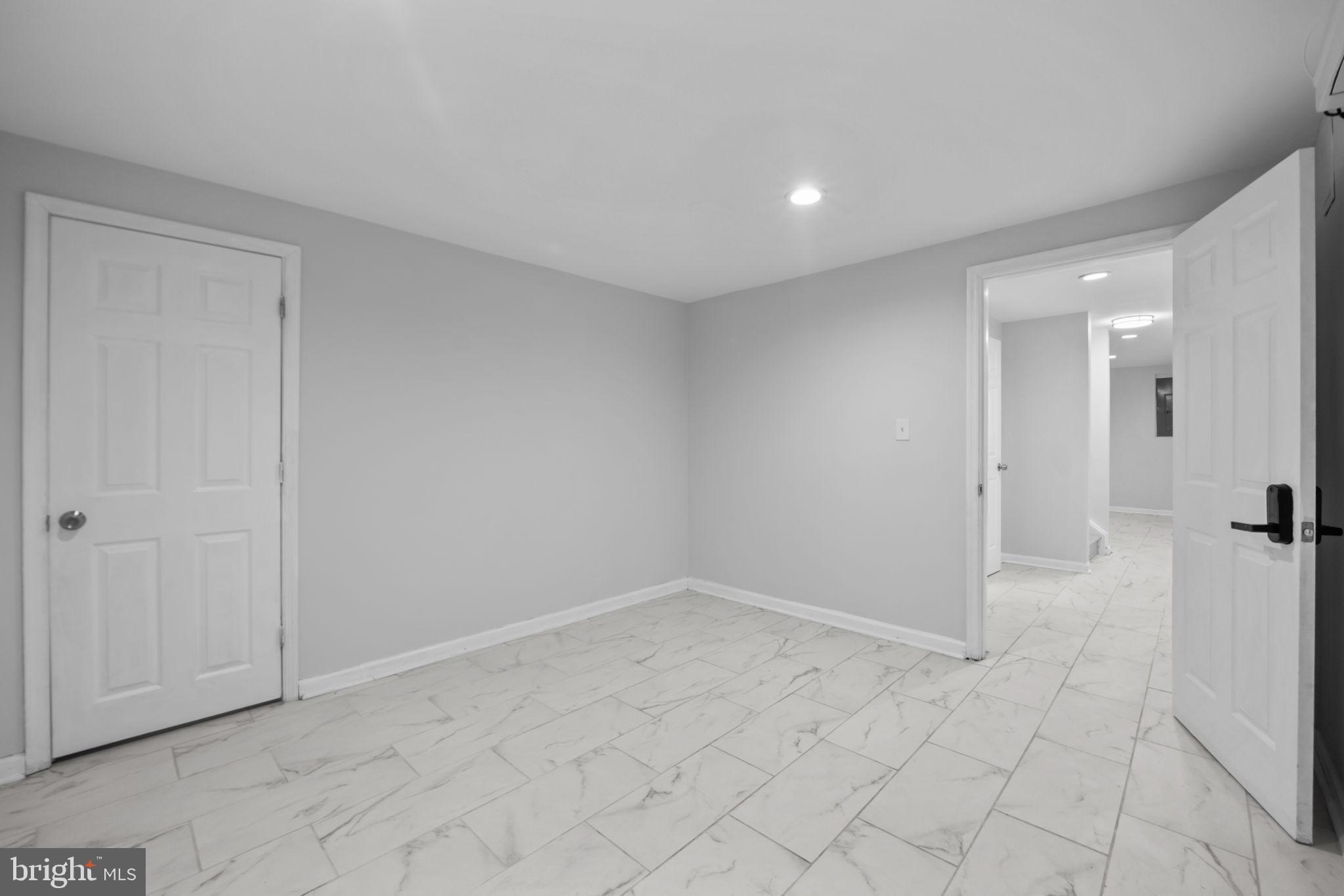 BATTERSEA ON THE BAY - Residential