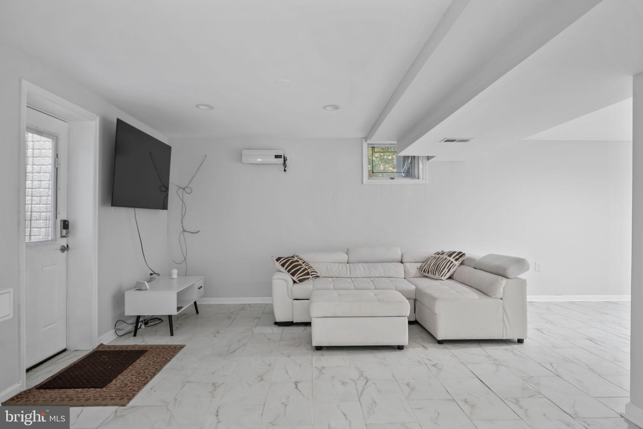 BATTERSEA ON THE BAY - Residential